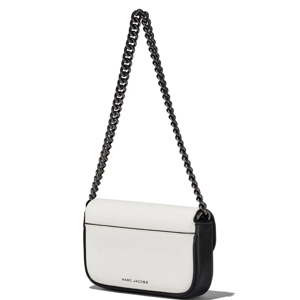 Authentic Marc Jacobs
The Bi-Color J Marc mini bag - Picture 4 of 13